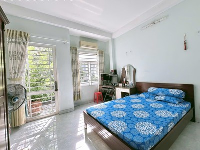 Bán nhà nguyễn văn đậu - hẻm 3m5 - quận bình thạnh - 70m2 - chỉ 6tỷ xíu . 0