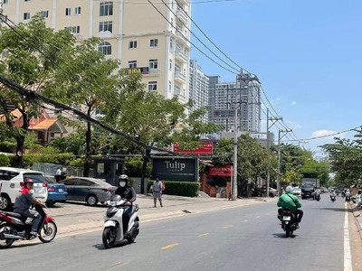 Mặt tiền đường lớn view công viên 29 hoàng quốc việt phú thuận quận 7, 193m2 đất thổ ngang 10m chỉ 0