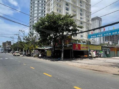 Mặt tiền đường lớn view công viên 29 hoàng quốc việt phú thuận quận 7, 193m2 đất thổ ngang 10m chỉ 3