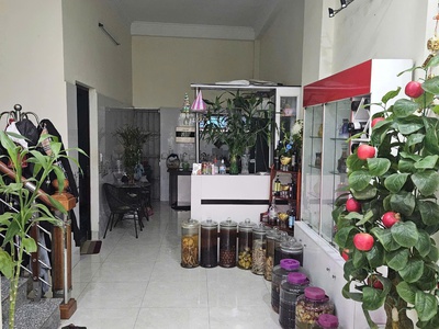 Bán nhà 2 tầng trong ngõ phạm huy quang, p trần lãm - nhà xây chắc chắn , ô tô đỗ ngày đêm. 0