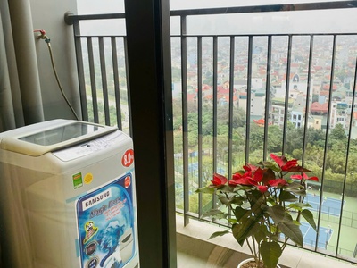 Chính chủ gửi bán căn studio - 25m2- 2.05 tỷ- tòa s403 - vinhomes smart city - full nội thất đẹp - 3