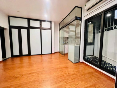 Bán nhà 4 tầng phân lô phố hoàng cầu, đống đa. lô góc 3 thoáng. 50m ra mặt phố. 12.5 tỷ 1