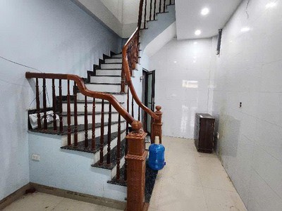 Bán nhà phú đô, nam từ liêm, hn, diện tích 30m2, mặt tiền 3m, xây 3 tầng, sổ đỏ chính chủ. giá thỏa 1
