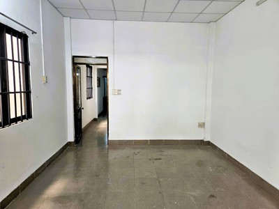 Cho thuê nhà nguyên căn 110m2 2pn đường 11 - trường thọ 0