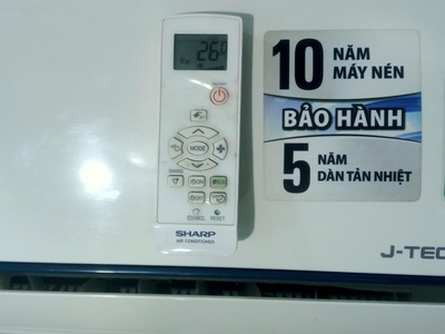 Biên Hòa Thanh lý máy lạnh SHARP 1HP INVERTER 95 2