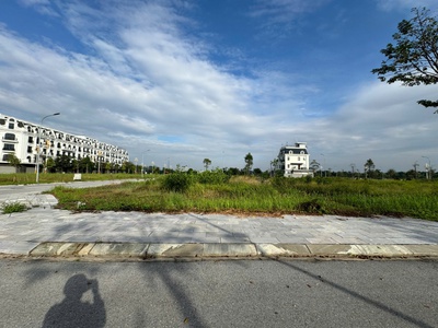 Bán đất biệt thự song lập tại dự án Bắc Đầm Vạc, Vĩnh Yên, Vĩnh Phúc. Giá quá rẻ chỉ 41.5 triệu/m2 2