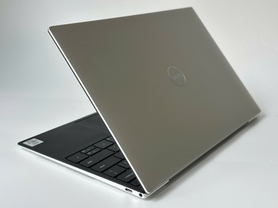 Dell Xps 9300 Core i7-1065G7 / Ram 32GB / SSD 512GB / 13.4 inch FHD  / 1.27Kg 4