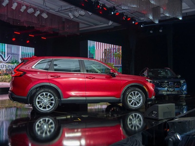 Honda Lần đầu tiên Giảm Giá Niêm Yết Xe 2