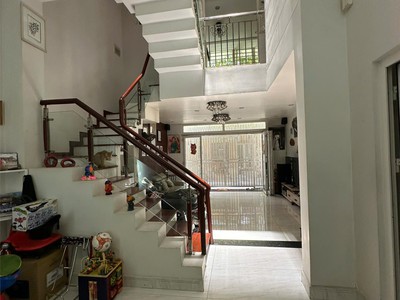 Bán nhà đẹp hxh, ngang hiếm 5m 6tầng gấn mặt tiền lý thường kiệt  quận 10 nhỉnh 13tỷ 1