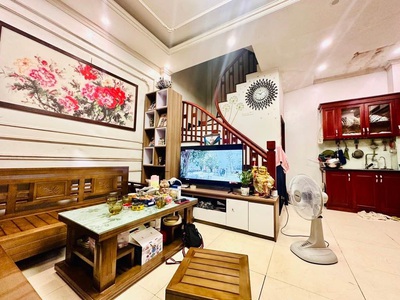 Bán nhà nguyễn quý trị. 50m2   3 tầng   4,3 tỷ. ngõ ô tô, gần ô tô tránh. 0