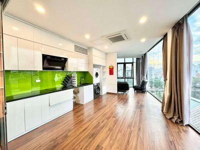 Chính chủ cho thuê phòng 1n1k view hồ văn chương 50m full đồ mặt hồ 1