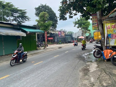 Bán nhà: hot   nhà mặt tiền huỳnh thị hai 72 m2, chỉ 6,3  tỷ, sát bên ubnd phường, kdc sầm uất 4