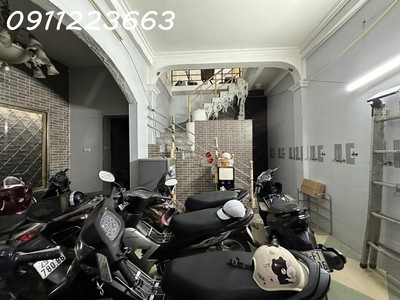 Cơ hội tuyệt vời giữa lòng phố - tiềm năng sinh lời cao - nhà lô góc tại dương văn bé 0