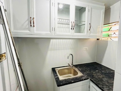 Bán tập thể tầng 3 nguyễn chí thanh, căn studio 1 ngủ khép kín đẹp sẵn ở ngay 4