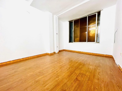 Bán tập thể tầng 3 nguyễn chí thanh, căn studio 1 ngủ khép kín đẹp sẵn ở ngay 3