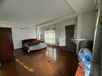 6,8 tỷ nhà 5 tầng đường hoàng hoa thám, quận ba đình - 37/42m2, 5t, mt3,7m, giá chỉ 6 tỷ 8. 2