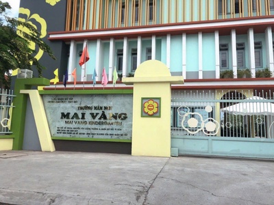 Ngộp lắm rồi hẻm xe hơi 440 thống nhất gò vấp 5 tầng 4pn 4