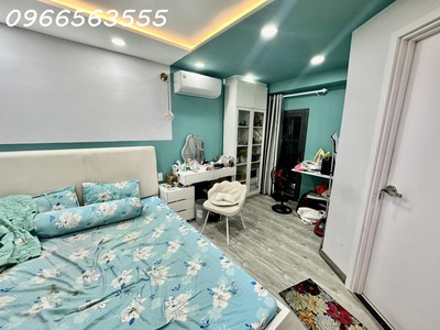Nhà đẹp- bán nhà bến vân đồn - quận 4- 2 lầu , 2 phòng ngủ-full nội thất - gía chỉ 4 tỷ tl 2