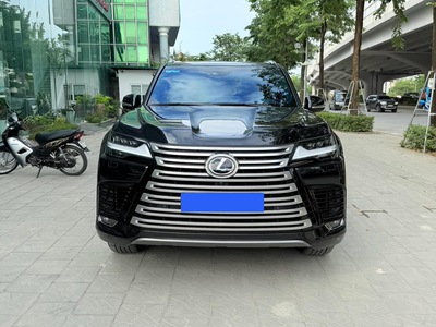 Bán Lexus LX600 Urban 7 chỗ,sản xuất 2023, lăn bánh 8000 Km xe như mới 0