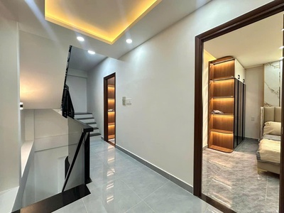 Nhà Đẹp Full Nội Thất, Bình Thạnh, 3 Tầng, Đ.Nơ Trang Long 60m2  6x10 2