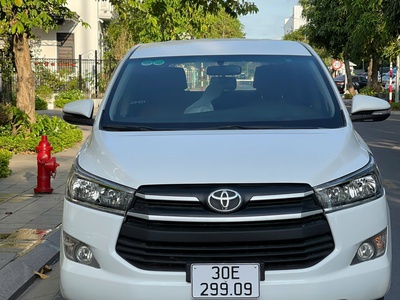 Innova 2018E MT, xe đẹp xuất sắc cho các bác về khởi nghiệp. 2