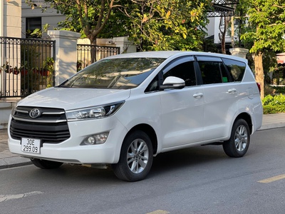 Innova 2018E MT, xe đẹp xuất sắc cho các bác về khởi nghiệp. 5