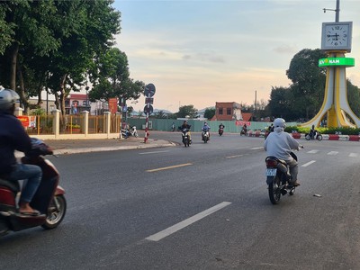 Bán 2 lô đất liền kề 340 m2 thổ cư tại khu phố phước sơn,thị trấn đất đỏ bà rịa vũng tàu sổ hồng 2