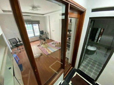 Lê trọng tấn 48m2, 5 tầng, nhỉnh 9 tỷ. phân lô, ô tô vào nhà, dân trí cao 2