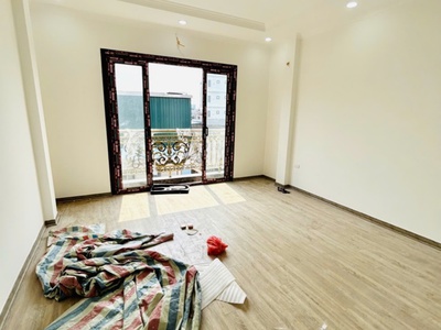 Cc nhờ bán nhà phố tân mai. dt 35m 6t gara ô tô, thang máy. kd onl chỉ 7 tỷ 5 1