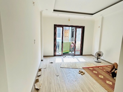 Cc nhờ bán nhà phố tân mai. dt 35m 6t gara ô tô, thang máy. kd onl chỉ 7 tỷ 5 2