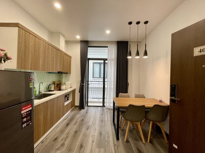 Cho thuê căn hộ 1 p.ngủ riêng biệt  45m2  tại Vinhomes Marina. 1