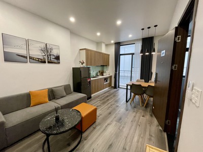 Cho thuê căn hộ 1 p.ngủ riêng biệt  45m2  tại Vinhomes Marina. 0