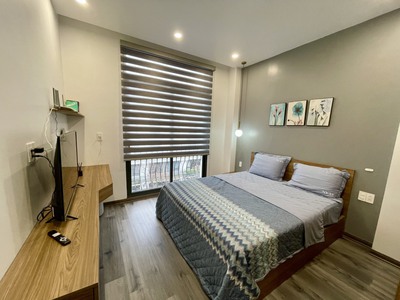 Cho thuê căn hộ 1 p.ngủ riêng biệt  45m2  tại Vinhomes Marina. 2