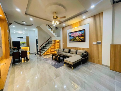 Nhà 2 tầng sổ riêng đang có hợp đồng thuê 150 TR / năm , gần công viên Thuận Giao , Thuận An 1