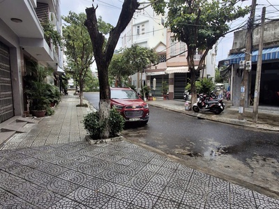 Sở hữu nhà 2 tầng lô góc kinh doanh quán cafe - mặt tiền hòa cường nam, hải châu, đà nẵng - giá 9.2 3