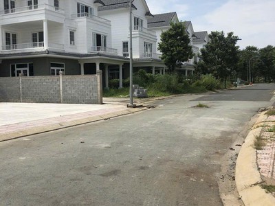 Bán lô đất sổ cá nhân, xây dựng tự do trong khu compound park riveside cực hiếm chỉ 1/21 nền mở 0