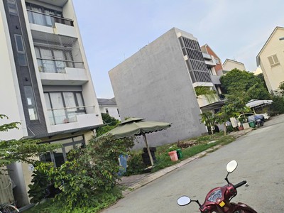 Bán lô đất sổ cá nhân, xây dựng tự do trong khu compound park riveside cực hiếm chỉ 1/21 nền mở 2
