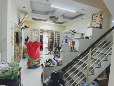 Nhà kinh doanh - đoàn văn bơ - quận 4- 44m2- ngang 4m - 4 tầng - giá bán 9 tỷ tl 1