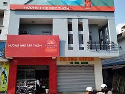Cho thuê nhà nguyên căn trung tâm mặt tiền đường võ văn kiệt, phường 10, quận 5 0
