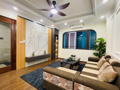 Nhà mới ở ngay phố quan hoa 36mv 6 tầng thang máy  15 tỷ lại còn thương lượng   - ô tô vào nhà 2