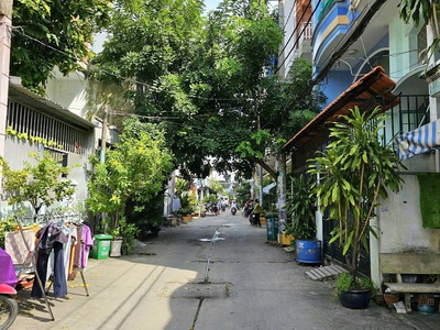 Nhà hẻm 2 xẹt Mã Lò, Bình Trị Đông A dt 60m2 1 lầu 3pn 2wc giá 4,65 tỷ 2