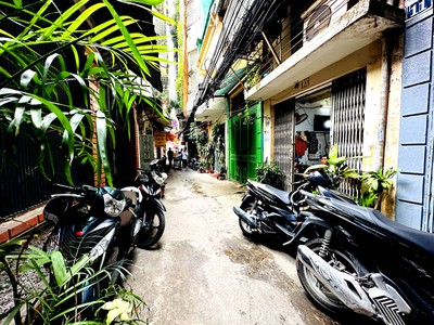 NHÀ PHỐ MINH KHAI: Thoáng trước sau, nở hậu, giá cực yêu 3