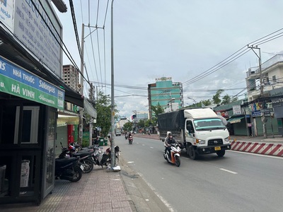 Mặt tiền kinh doanh đường huỳnh tấn phát phú thuận quận 7, 327m2 nhà 3 tầng ngang 8m, 51 tỷ 0