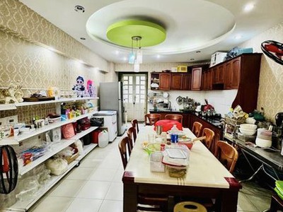 Ngay aeon mall - nhà mới 2 mặt hxh - 4 tầng btct - 62m giá nhỉnh 8 tỷ 2