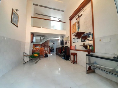 Bán nhà 4 tầng hẻm xe hơi 68m2 4 17 chỉ 6 tỷ nhỉnh xíu gần chợ tam hà linh đông thủ đức mới đẹp ở 1