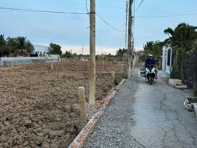 Chính chủ tôi còn 1 lô duy nhất ngang 5 dài 24 đường xe hơi vi vu tại bình trinh đông,tân trụ, long 1