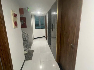 Bán chung cư mini khu công nghệ cao hòa lạc, 180m2 xây full đất, với 7 tầng thang máy, 39 phòng cho 4