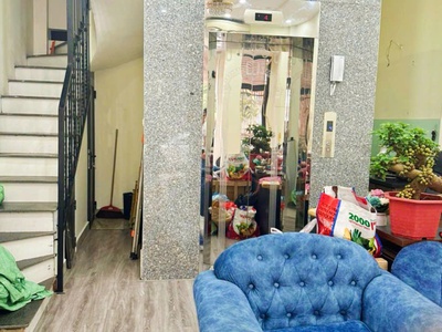 Vô cùng hiếm - mặt phố đàm quang trung long biên - 42 m  6 tầng thang máy, mt 5 m, hơn 12 t.ỷ- kinh 1