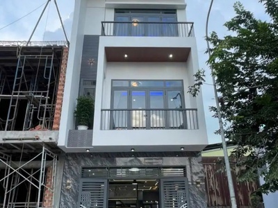 Nhà 2 tầng đang có hợp đồng thuê 150 tr/ năm nhánh DT743 Thuận An Bình Dương 0