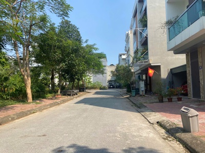 Bán đất tại KĐT Nam đầm vạc, Vĩnh yên, Vĩnh phúc. Hướng Đông Bắc giá chỉ 3 tỷ 2